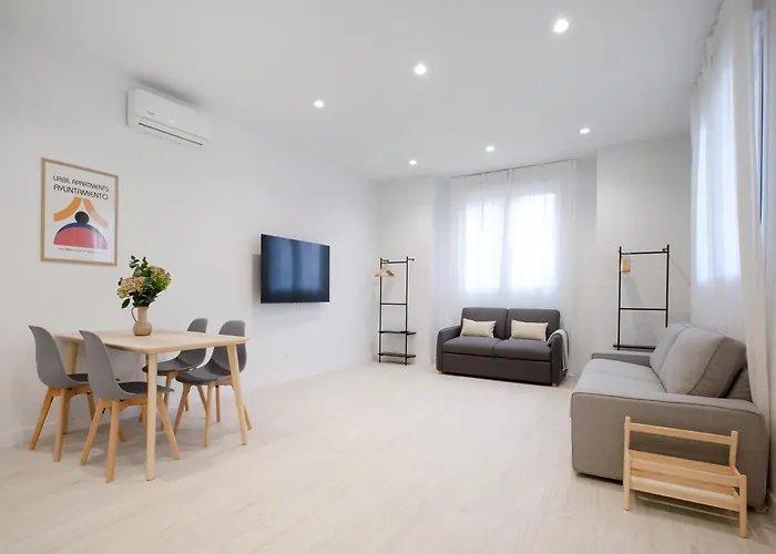 Urbil Ayuntamiento Apartment *